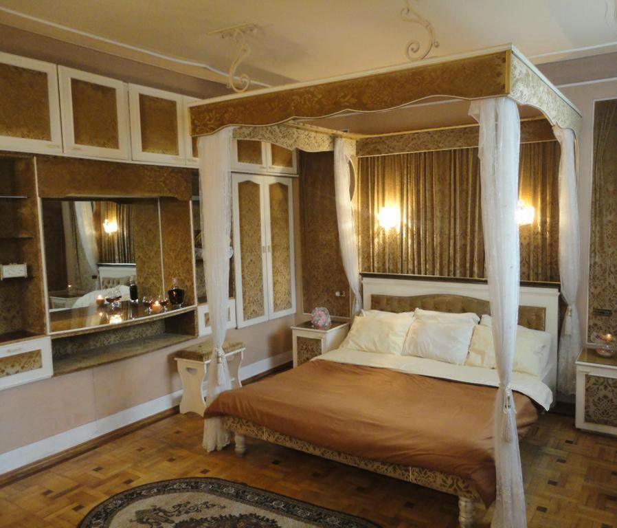 Apartment Classic On Kievyan *